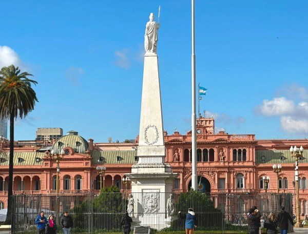 Piramide de Mayo BA - Argentinien Individual